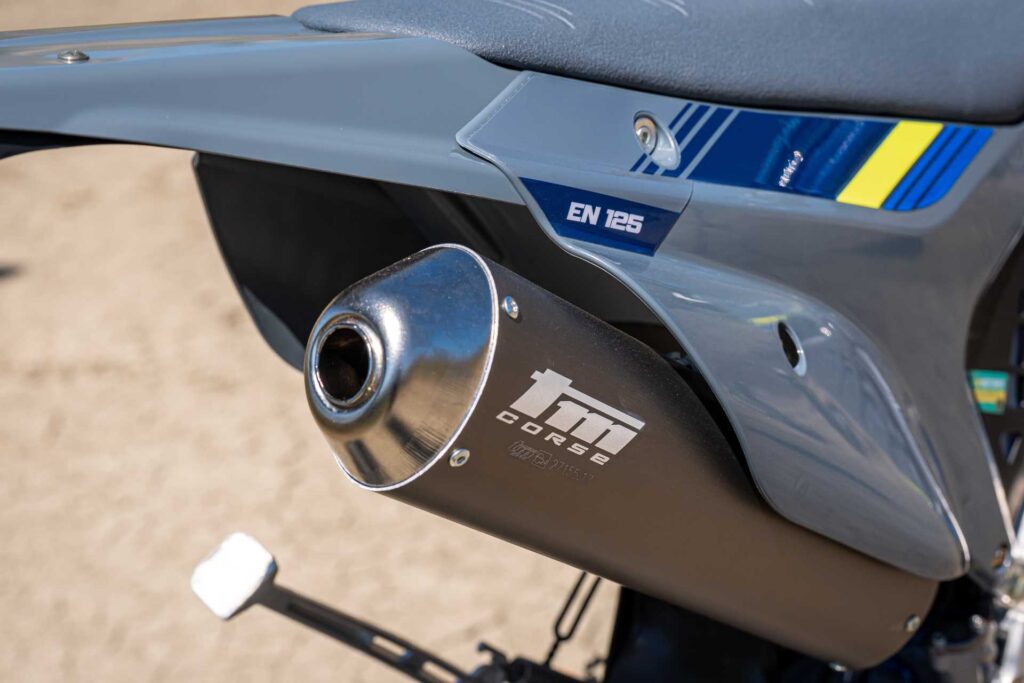 7 tm corse dettaglio scarico